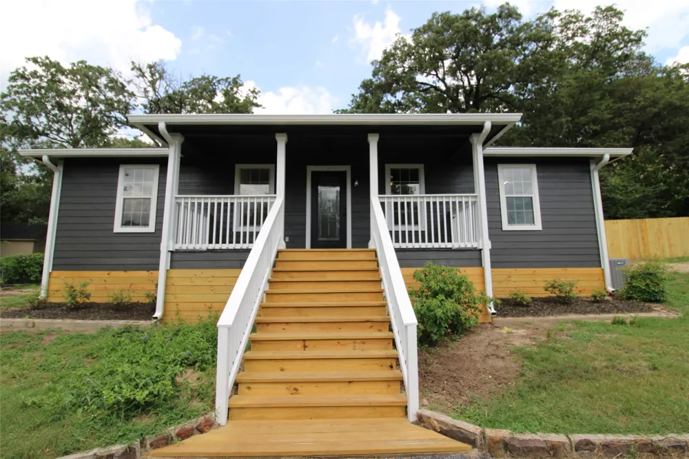 640 Callender Lake Drive Murchison, TX 75778