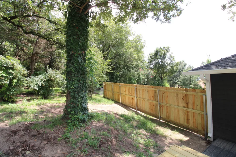 640 Callender Lake Drive Murchison, TX 75778