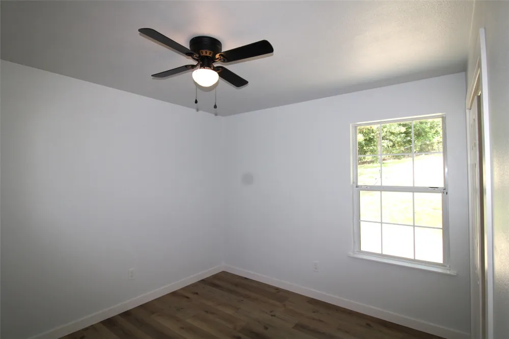 640 Callender Lake Drive Murchison, TX 75778