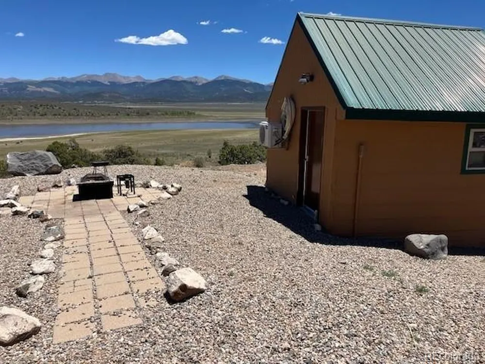 6445 Shoreline Drive San Luis, CO 81152