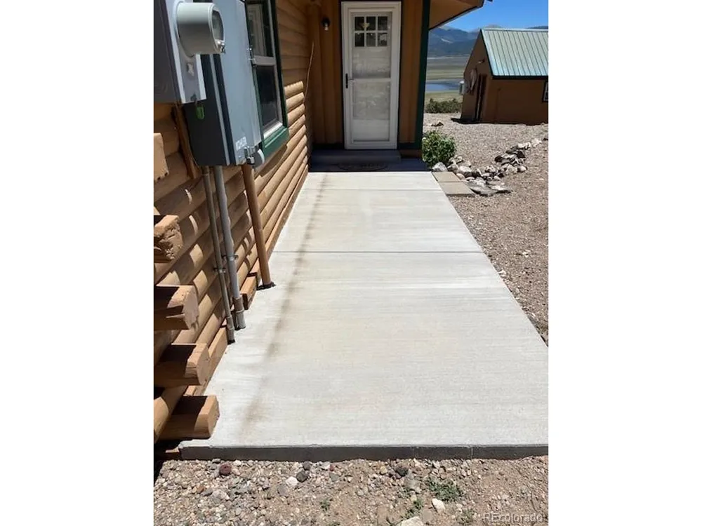 6445 Shoreline Drive San Luis, CO 81152