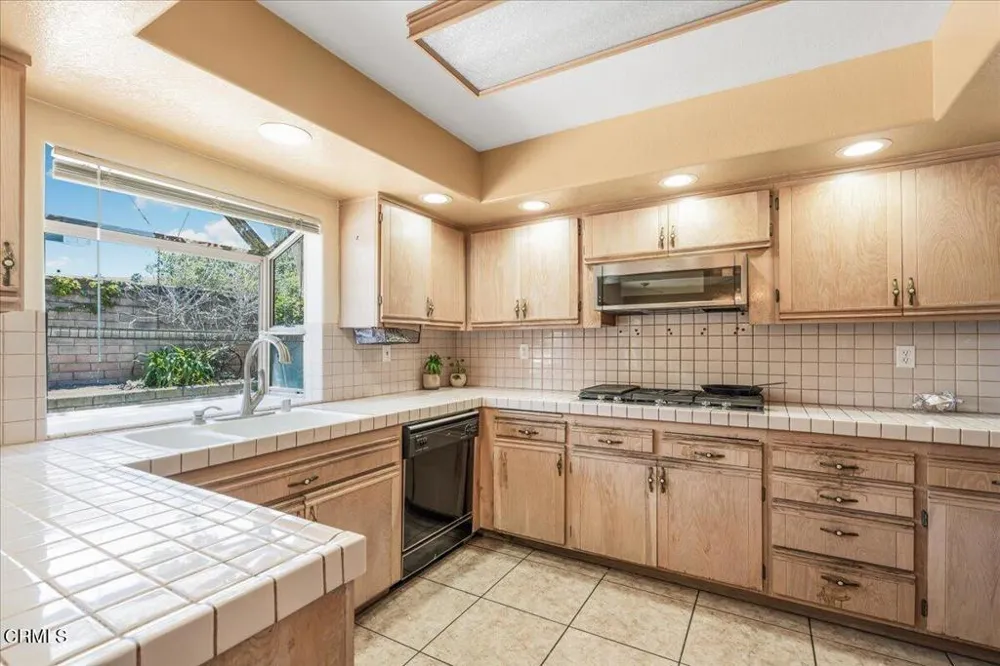 1600 Holly Avenue Oxnard, CA 93036