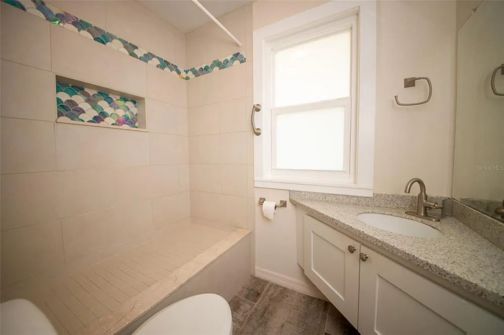 219 24 STREET W Bradenton, FL 34205