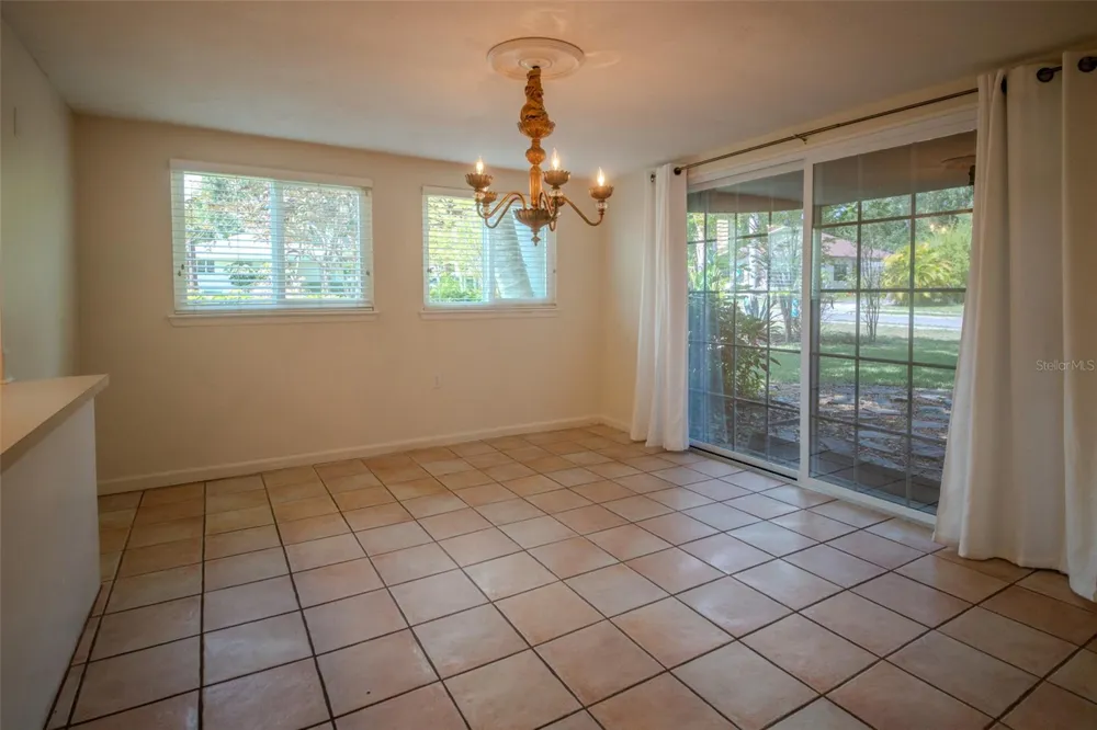 219 24 STREET W Bradenton, FL 34205