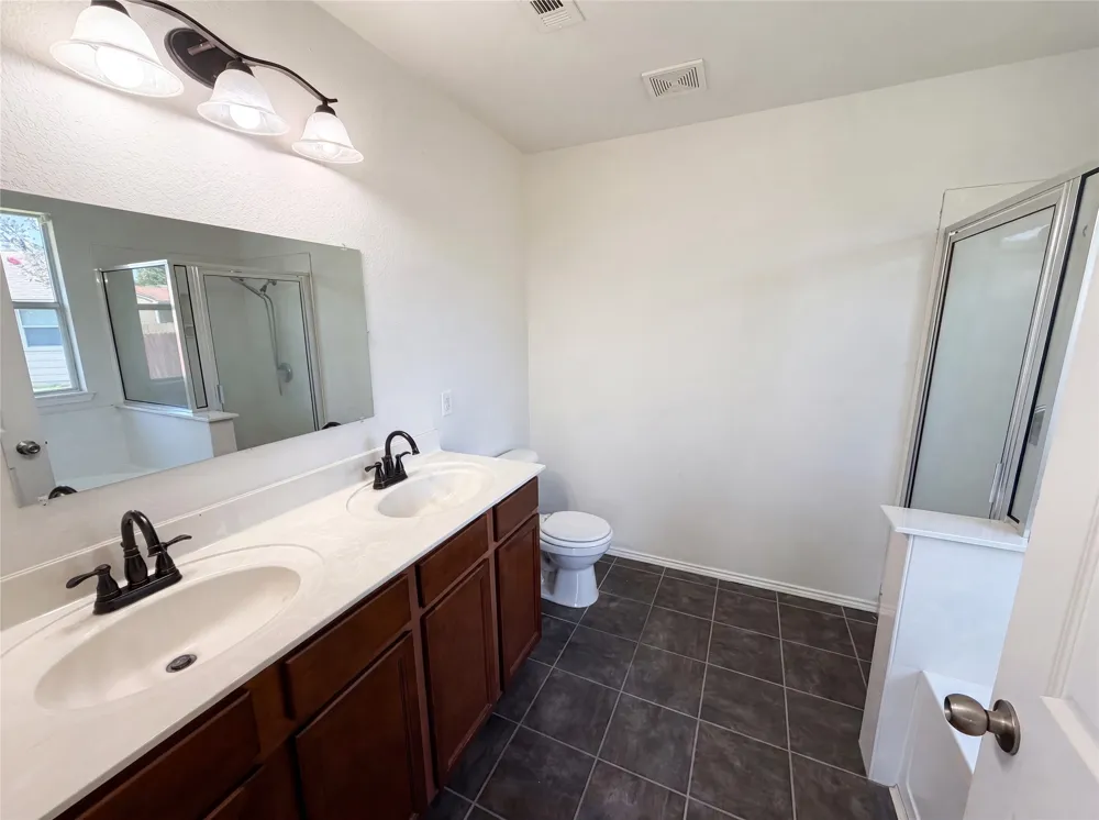 12816 Wooly Bucket Cove Elgin, TX 78621