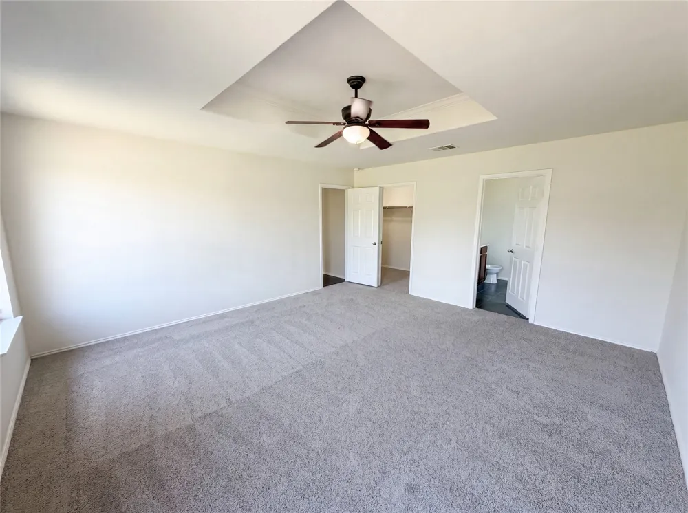 12816 Wooly Bucket Cove Elgin, TX 78621