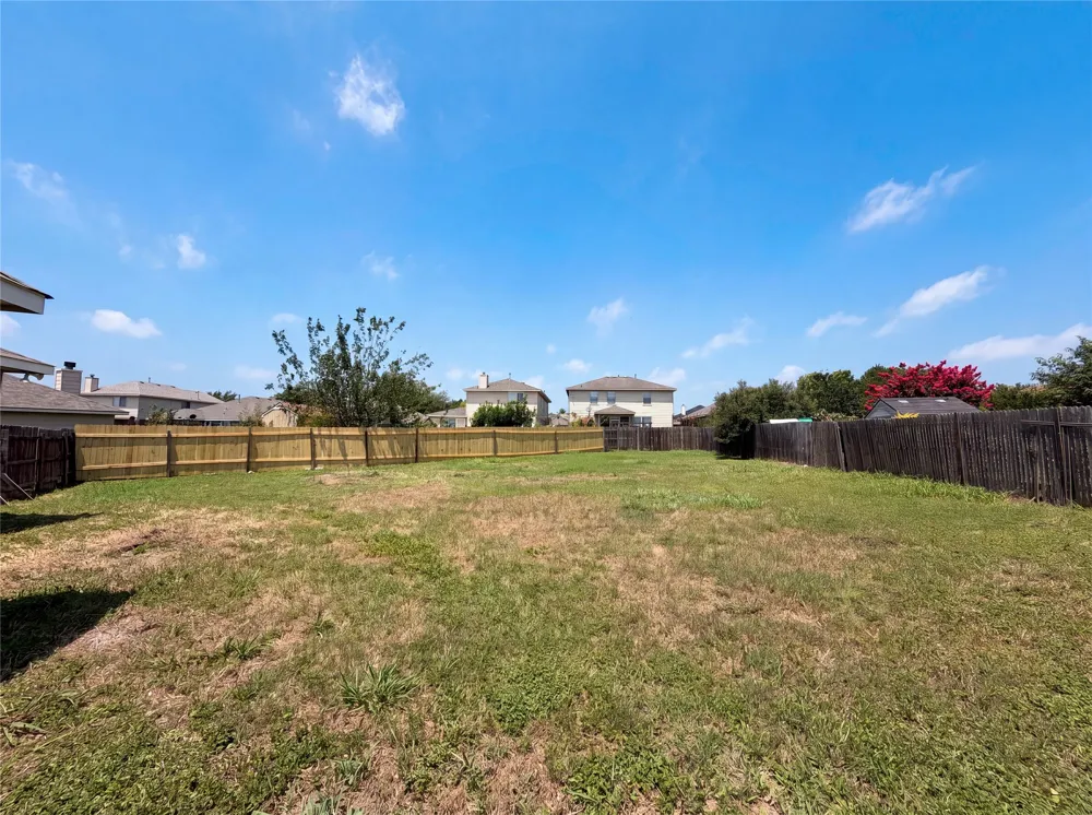 12816 Wooly Bucket Cove Elgin, TX 78621