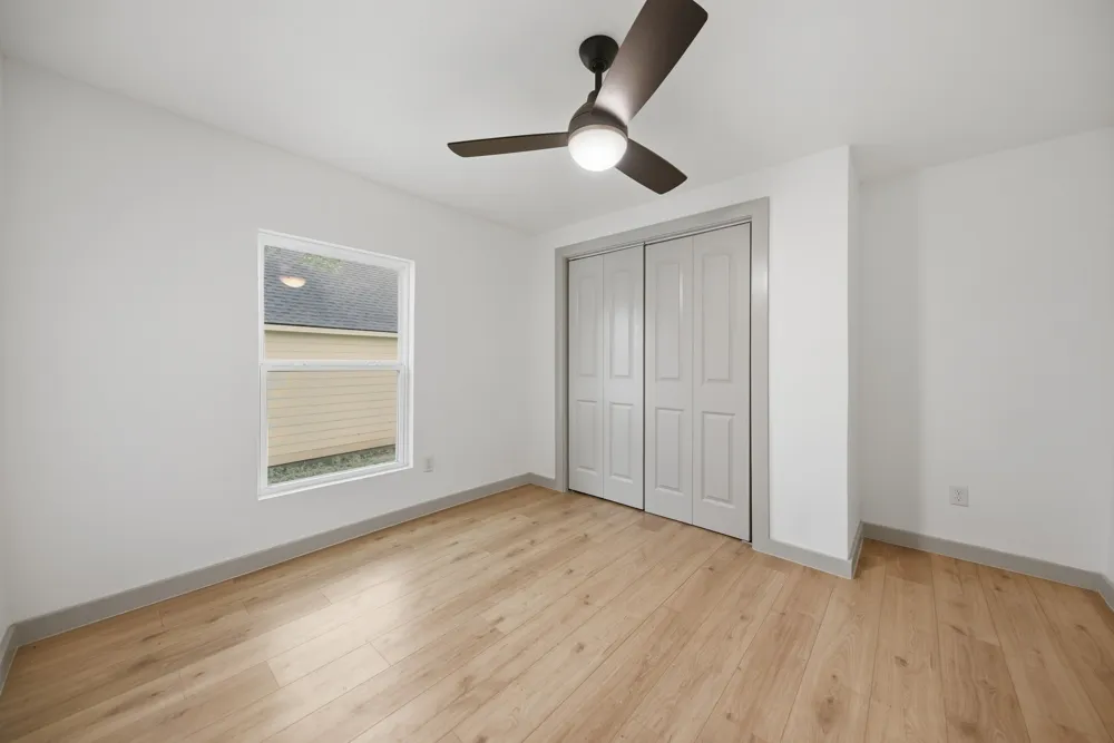 709 S Polk Street Giddings, TX 78942