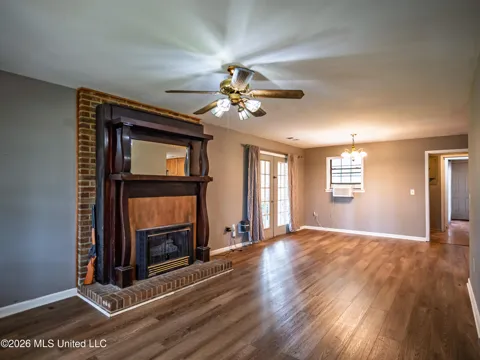2139 Cold Springs Road