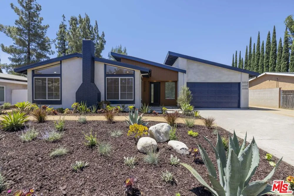 22320 Itasca Street Chatsworth, CA 91311