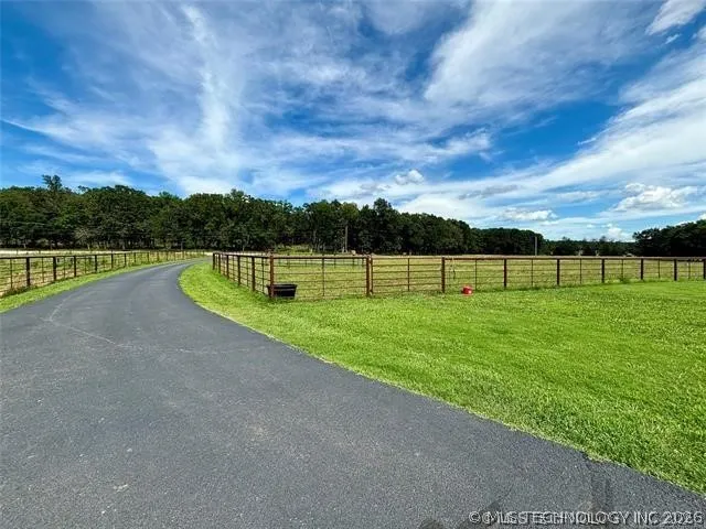 60399 E 140th Road Fairland, OK 74343