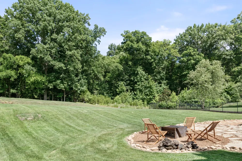 8928 Calendula Ln College Grove, TN 37046