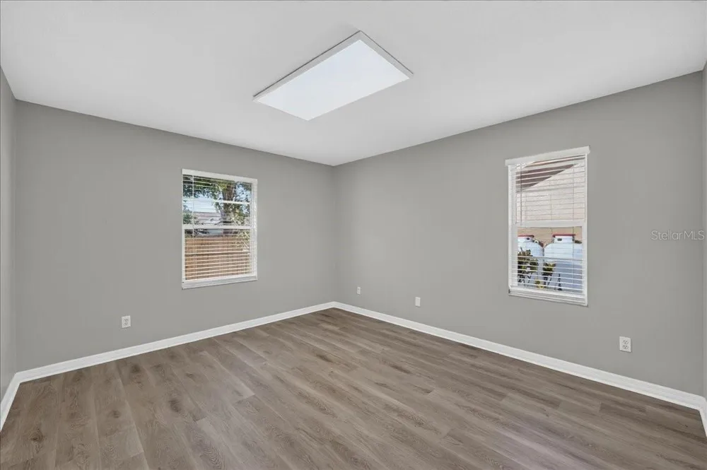 854 CHRISTINA CIRCLE Oldsmar, FL 34677