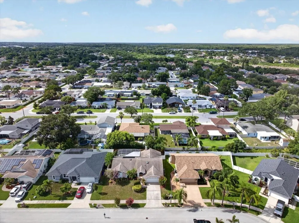 854 CHRISTINA CIRCLE Oldsmar, FL 34677