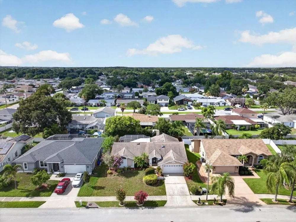 854 CHRISTINA CIRCLE Oldsmar, FL 34677