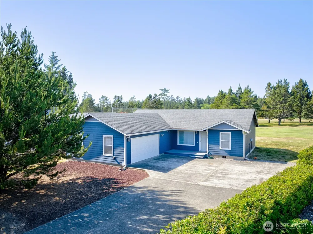 1405 314th Place Ocean Park, WA 98640