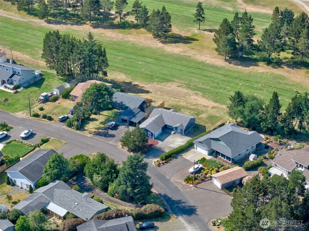 1405 314th Place Ocean Park, WA 98640