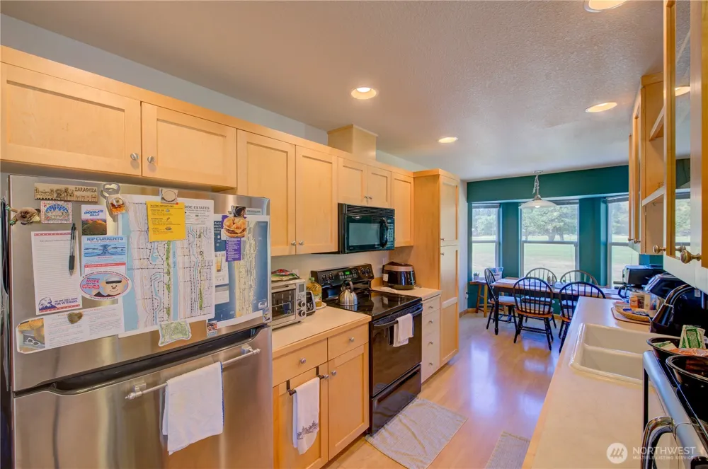 1405 314th Place Ocean Park, WA 98640
