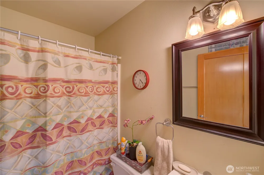 1405 314th Place Ocean Park, WA 98640