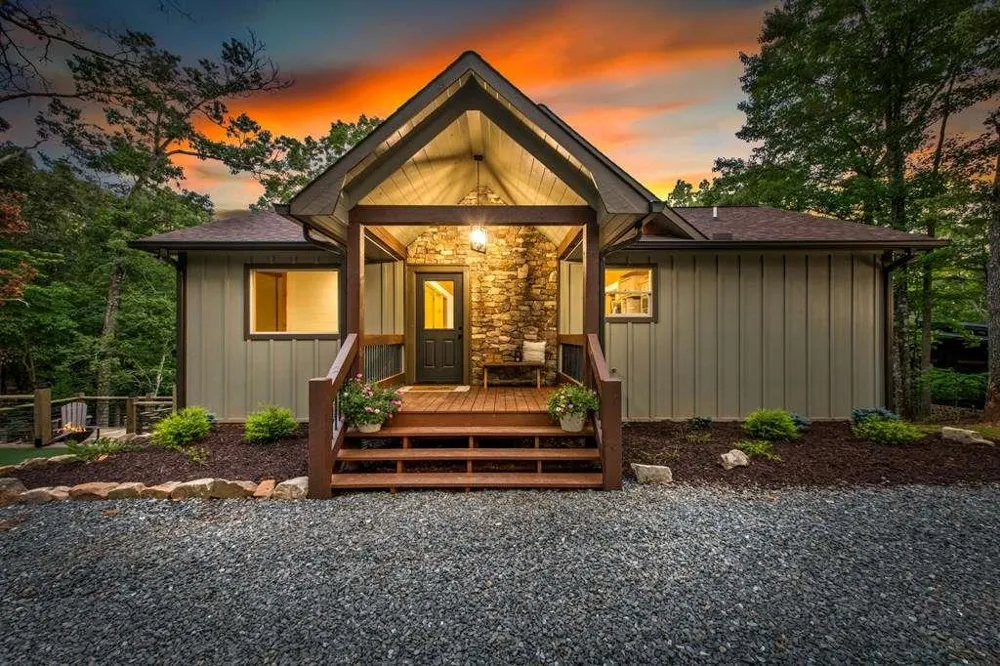 241 Wolf Creek Mountain Road Mineral Bluff, GA 30559