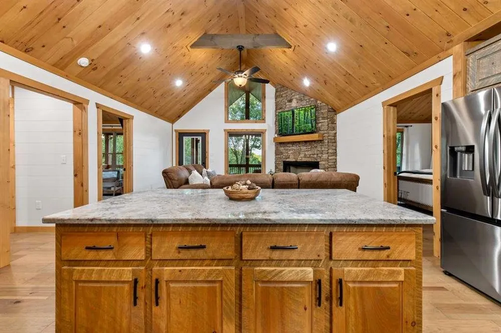 241 Wolf Creek Mountain Road Mineral Bluff, GA 30559