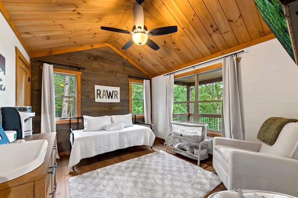 241 Wolf Creek Mountain Road Mineral Bluff, GA 30559
