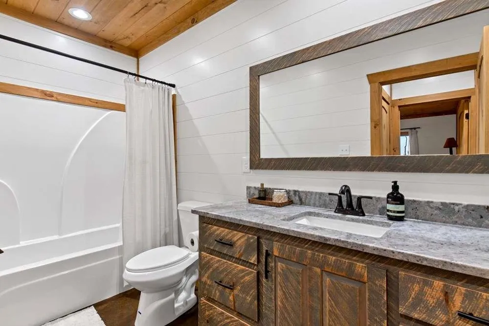 241 Wolf Creek Mountain Road Mineral Bluff, GA 30559