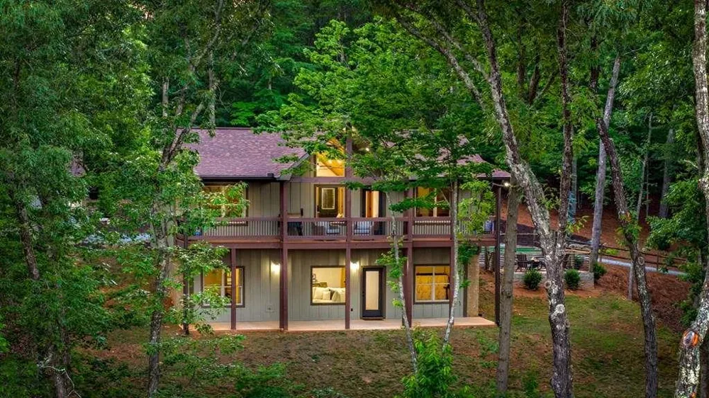 241 Wolf Creek Mountain Road Mineral Bluff, GA 30559