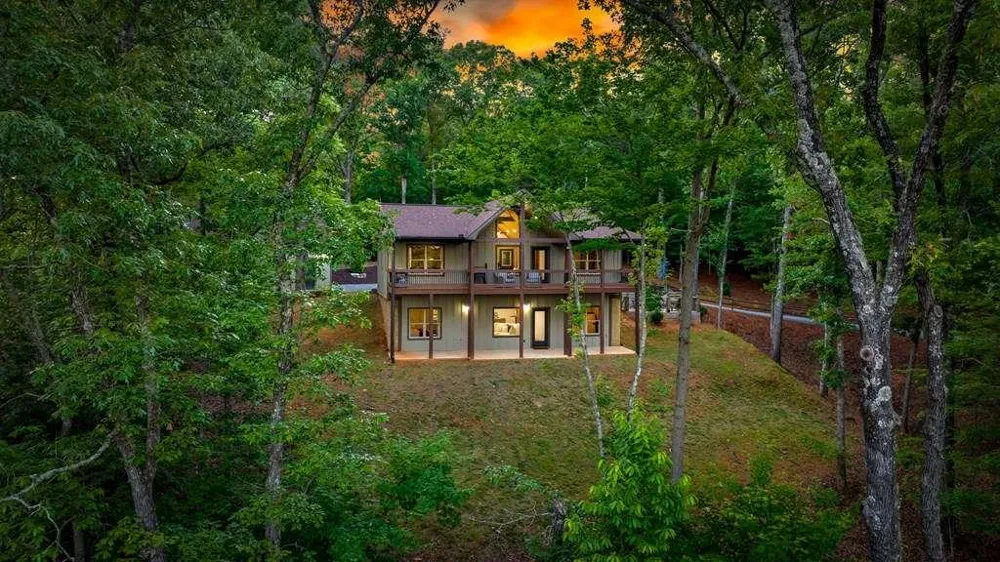 241 Wolf Creek Mountain Road Mineral Bluff, GA 30559