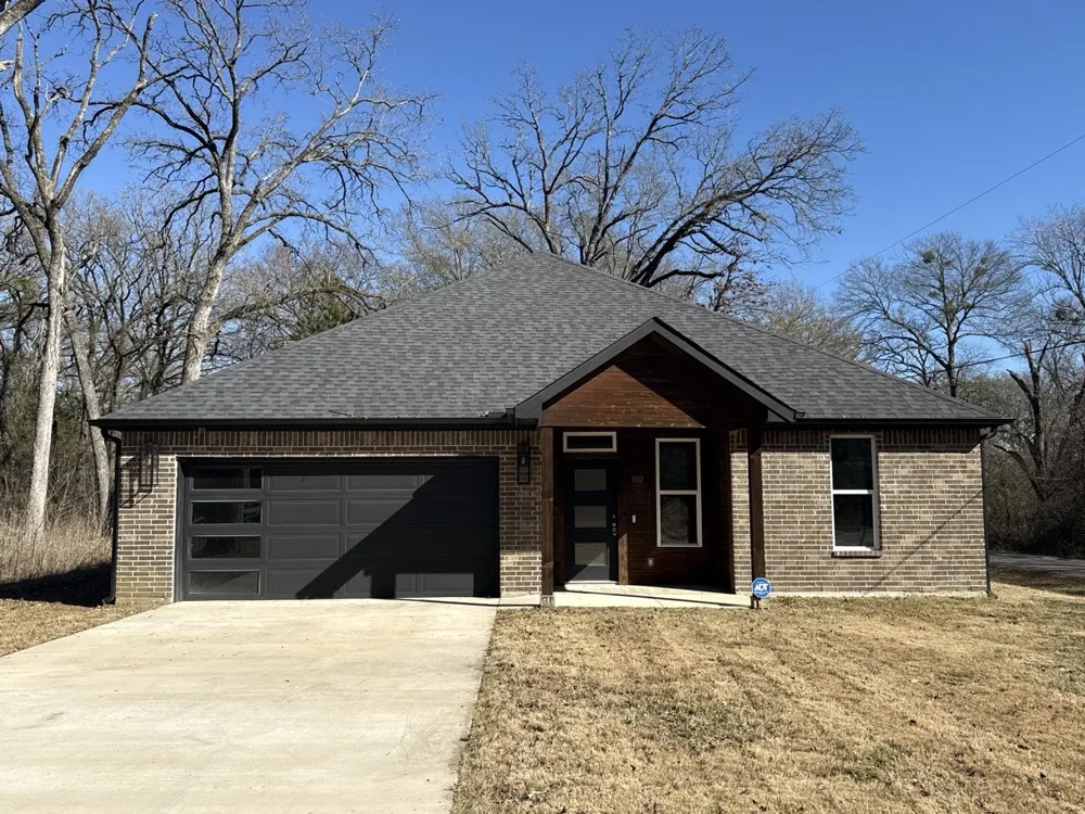 102 Oakwood Drive Trinidad, TX 75163
