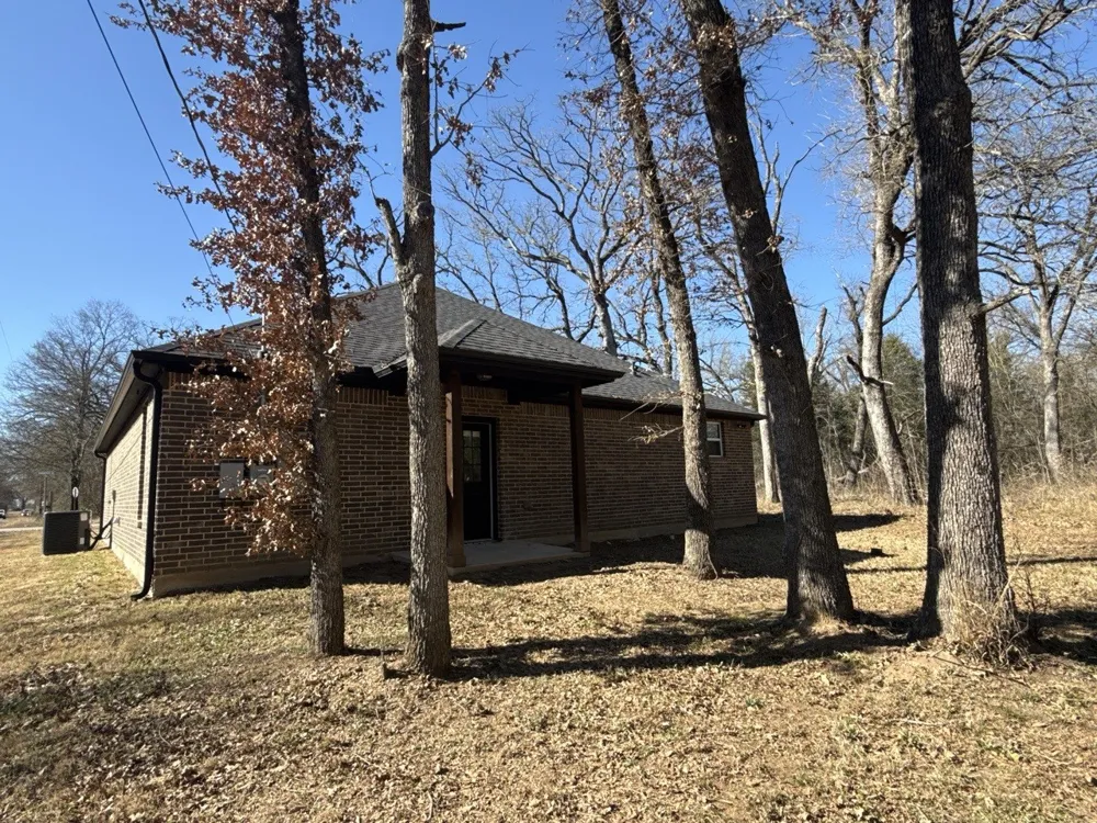 102 Oakwood Drive Trinidad, TX 75163