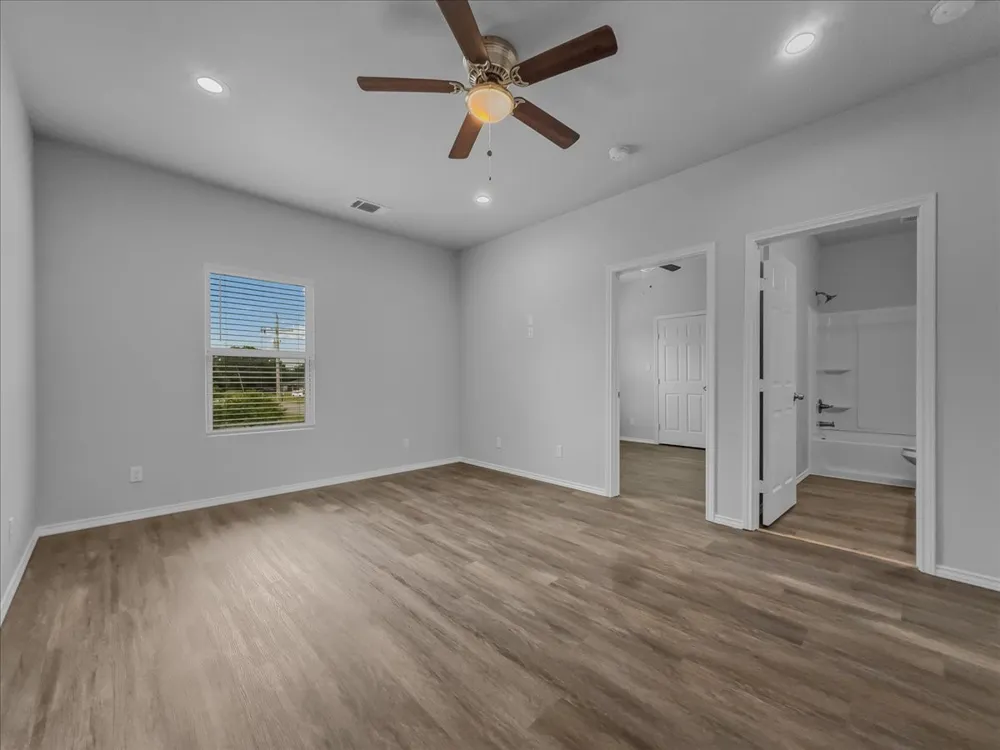 5 Bowling Lane Blue Ridge, TX 75424