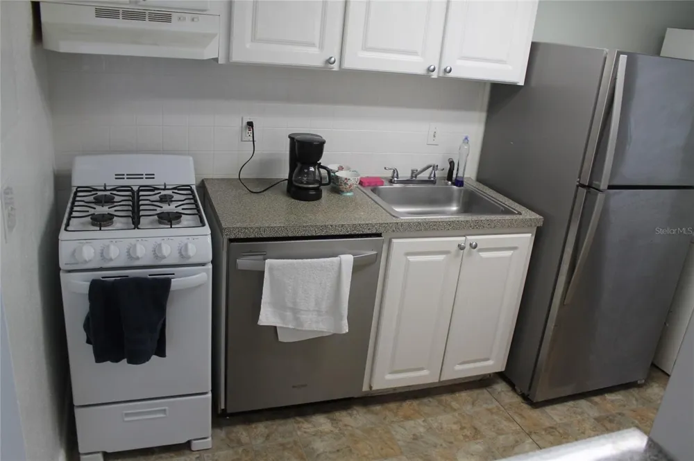151 OYSTER BAY CIRCLE #200 Altamonte Springs, FL 32701