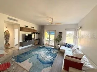 1 PALMAS DORADAS #513 Humacao, PR 00791