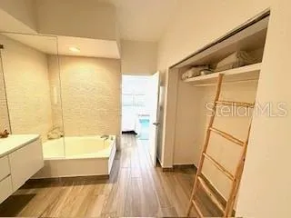 1 PALMAS DORADAS #513 Humacao, PR 00791