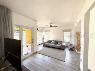 1 PALMAS DORADAS #513 Humacao, PR 00791