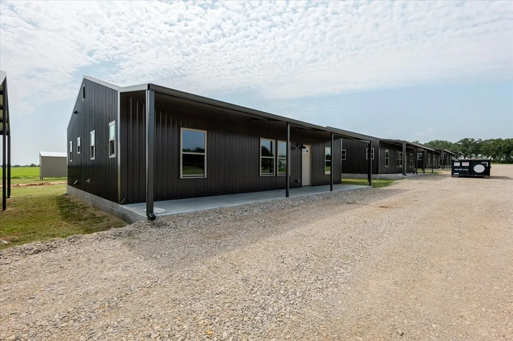31 Maverick Loop Lipan, TX 76462