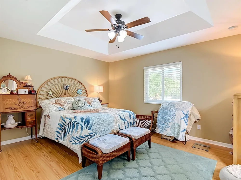 2401 Caslotti Way Cape Coral, FL 33909