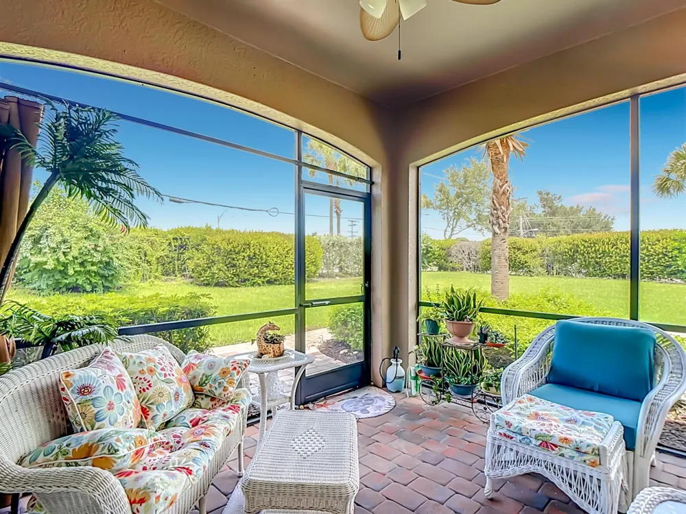 2401 Caslotti Way Cape Coral, FL 33909