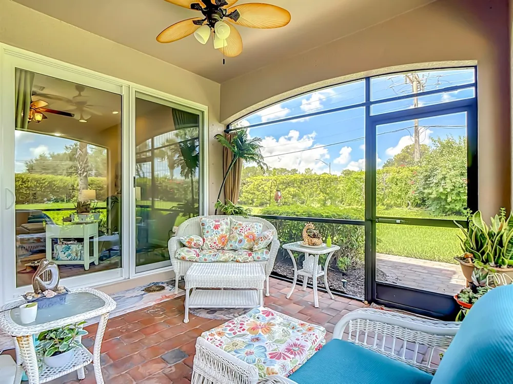 2401 Caslotti Way Cape Coral, FL 33909