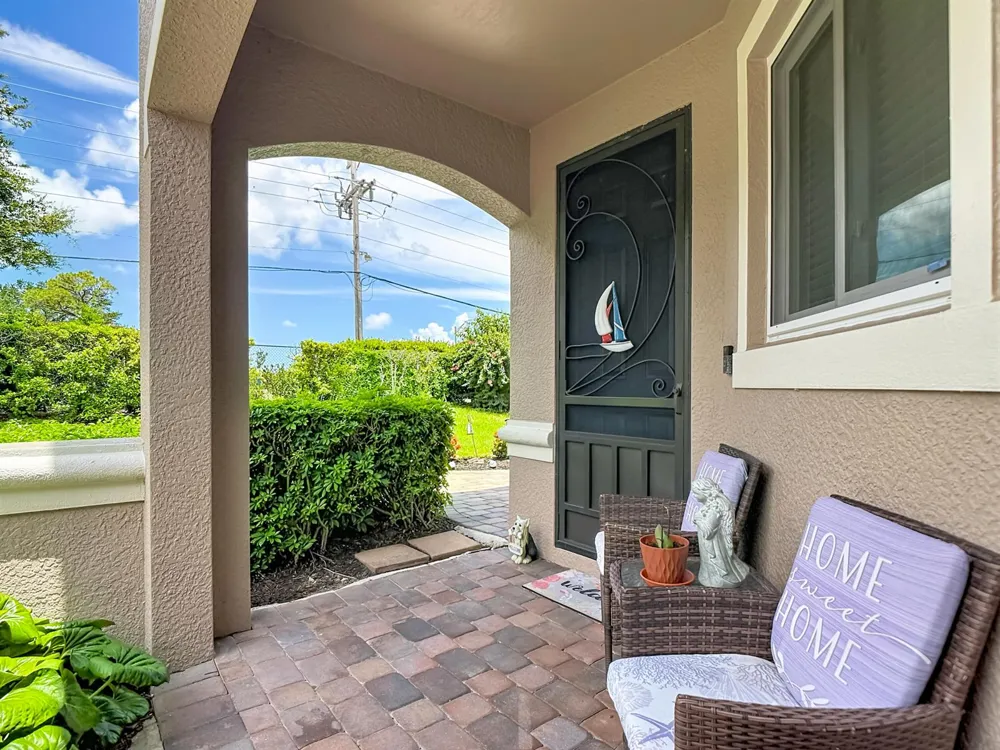 2401 Caslotti Way Cape Coral, FL 33909