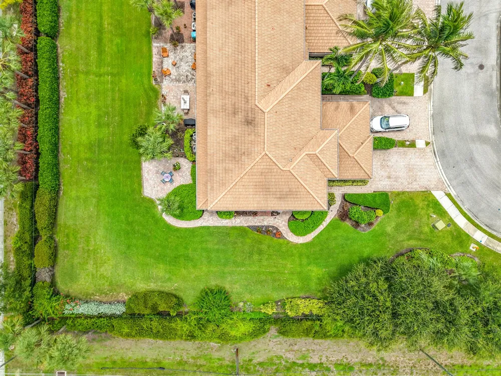 2401 Caslotti Way Cape Coral, FL 33909