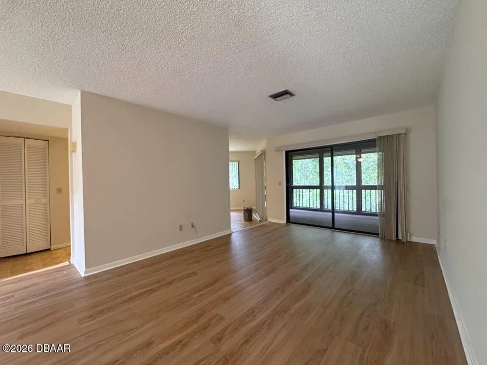 36 Oxford Lane Palm Coast, FL 32137