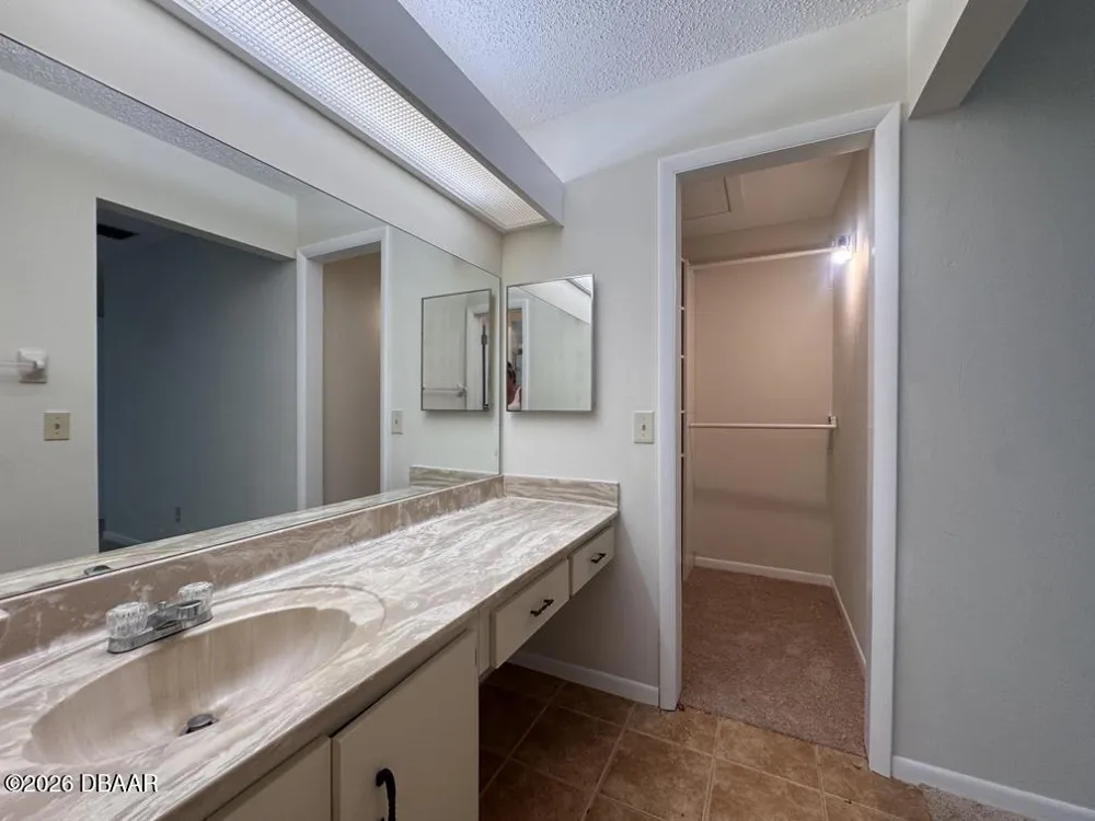 36 Oxford Lane Palm Coast, FL 32137