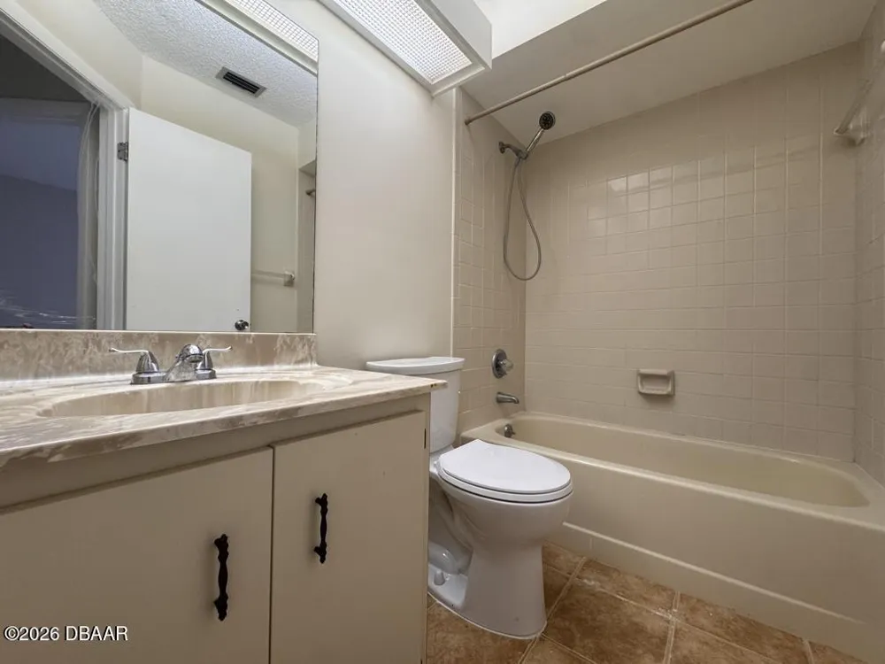 36 Oxford Lane Palm Coast, FL 32137