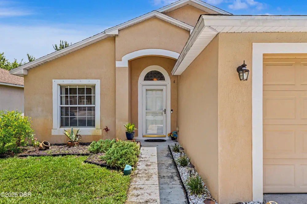 342 Dahoon Holly Drive Daytona Beach, FL 32117