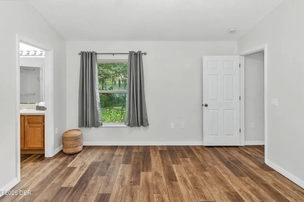 342 Dahoon Holly Drive Daytona Beach, FL 32117