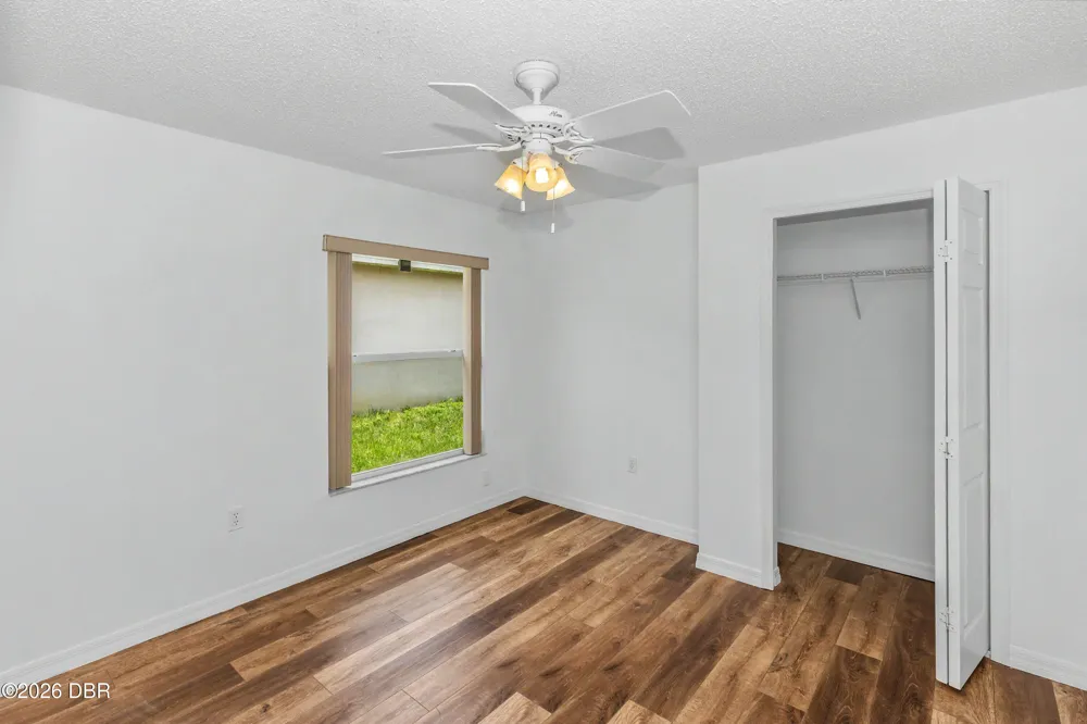 342 Dahoon Holly Drive Daytona Beach, FL 32117