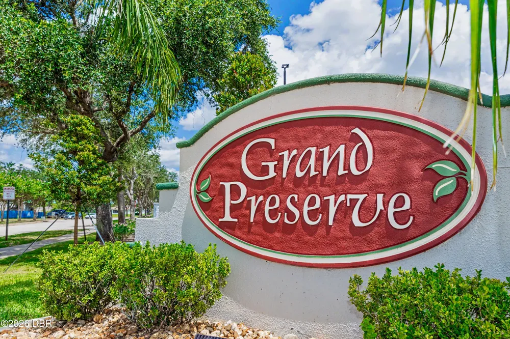 342 Dahoon Holly Drive Daytona Beach, FL 32117
