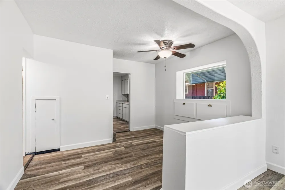 1821 Nichols Boulevard Longview, WA 98632